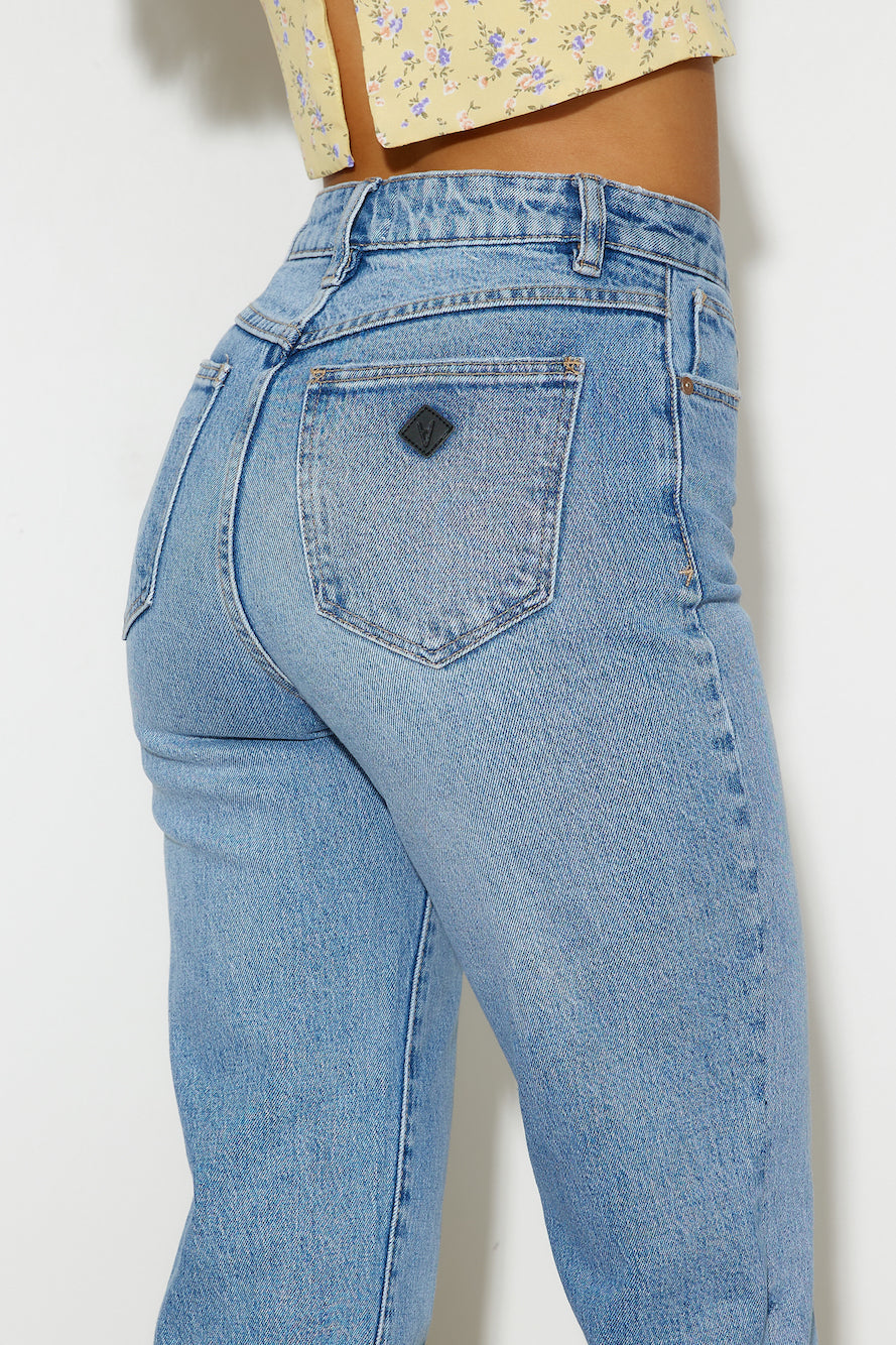 ABRAND A '94 High Straight Karla Jeans Vintage Blue